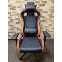 Кресло игровое Cougar Armor S Black/Orange с экспозиции